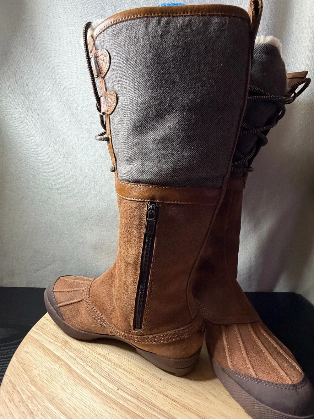 Ugg women’s Belcloud Chestnut boots